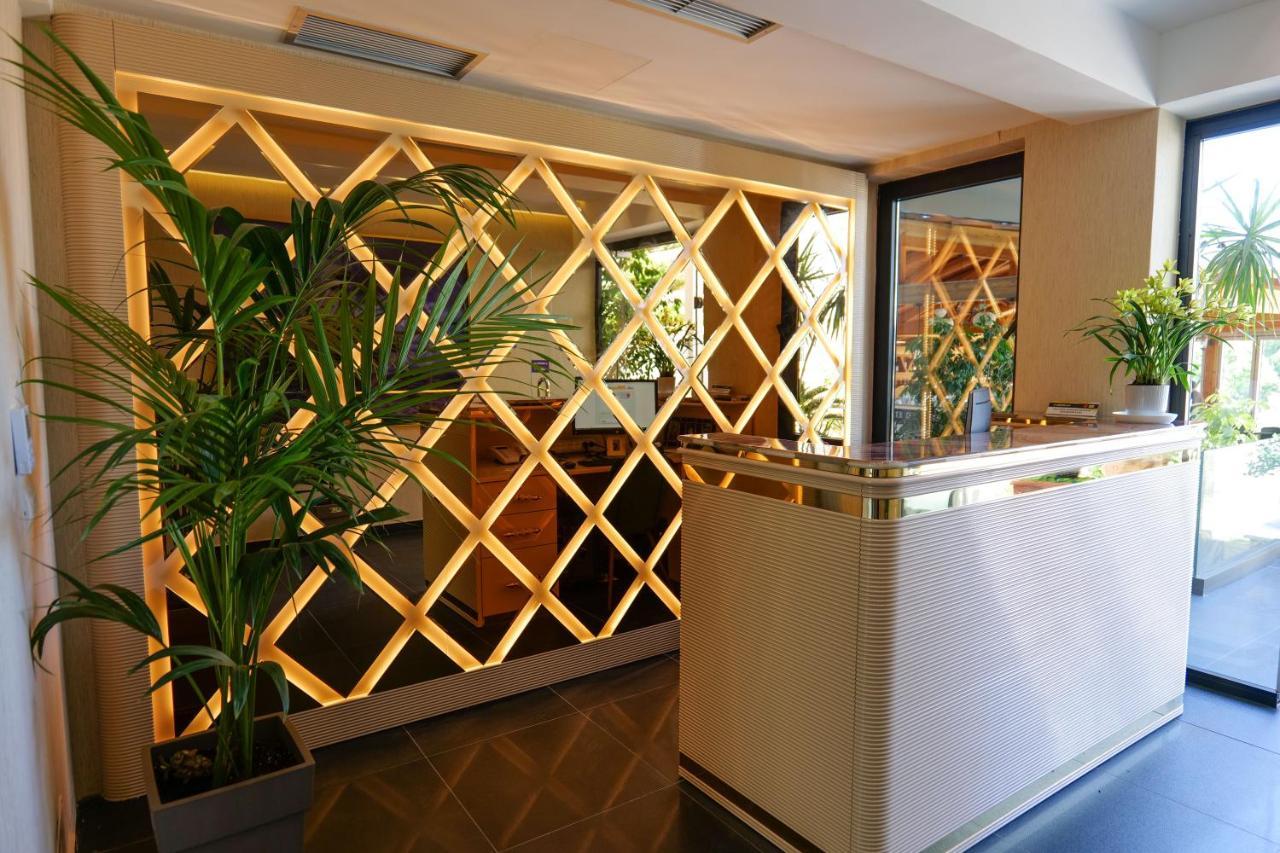 Bora Bora Hotel Ksamil Exterior photo